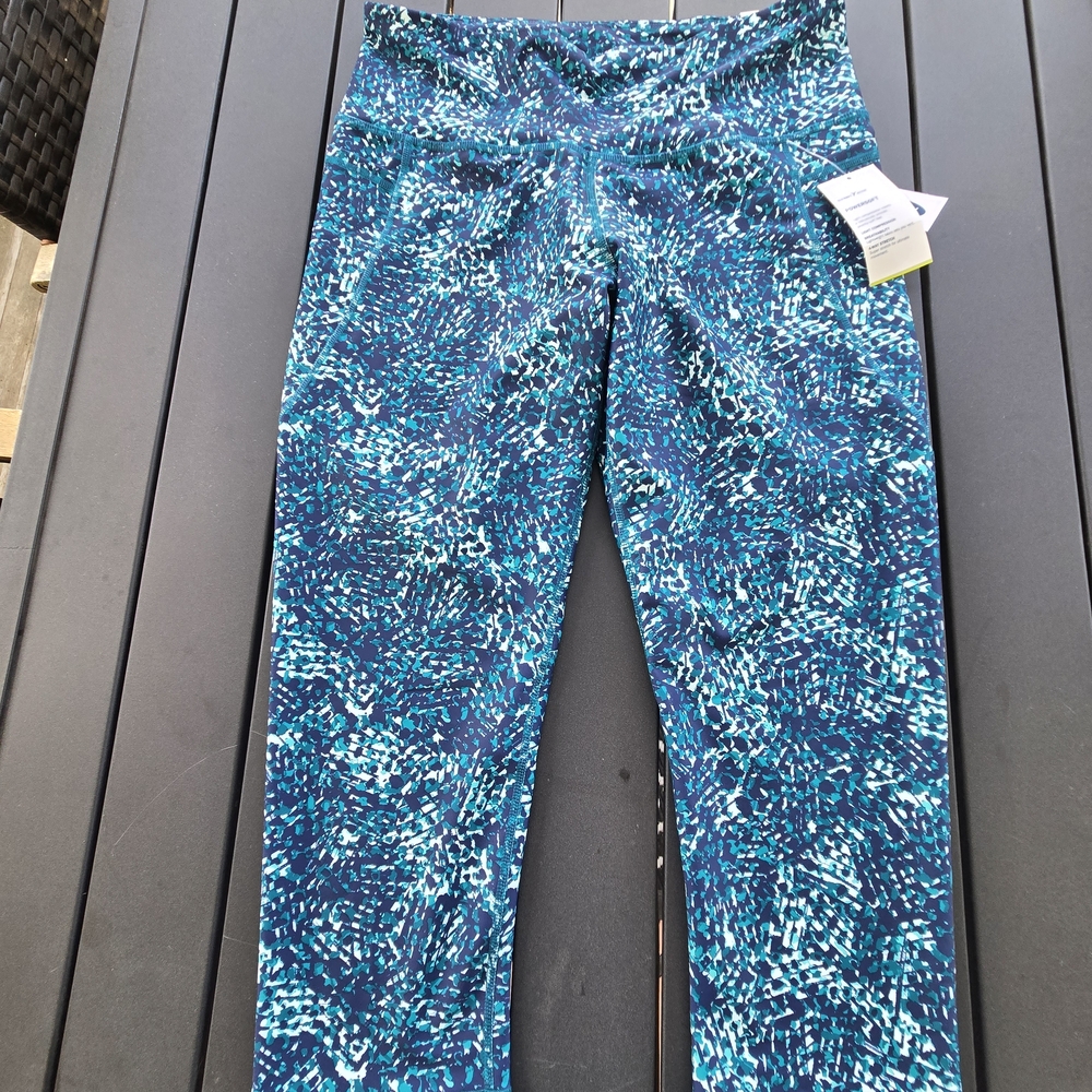 Old Navy Elebate Crop Legging Teal and Navy Patterned Sz XL NWT